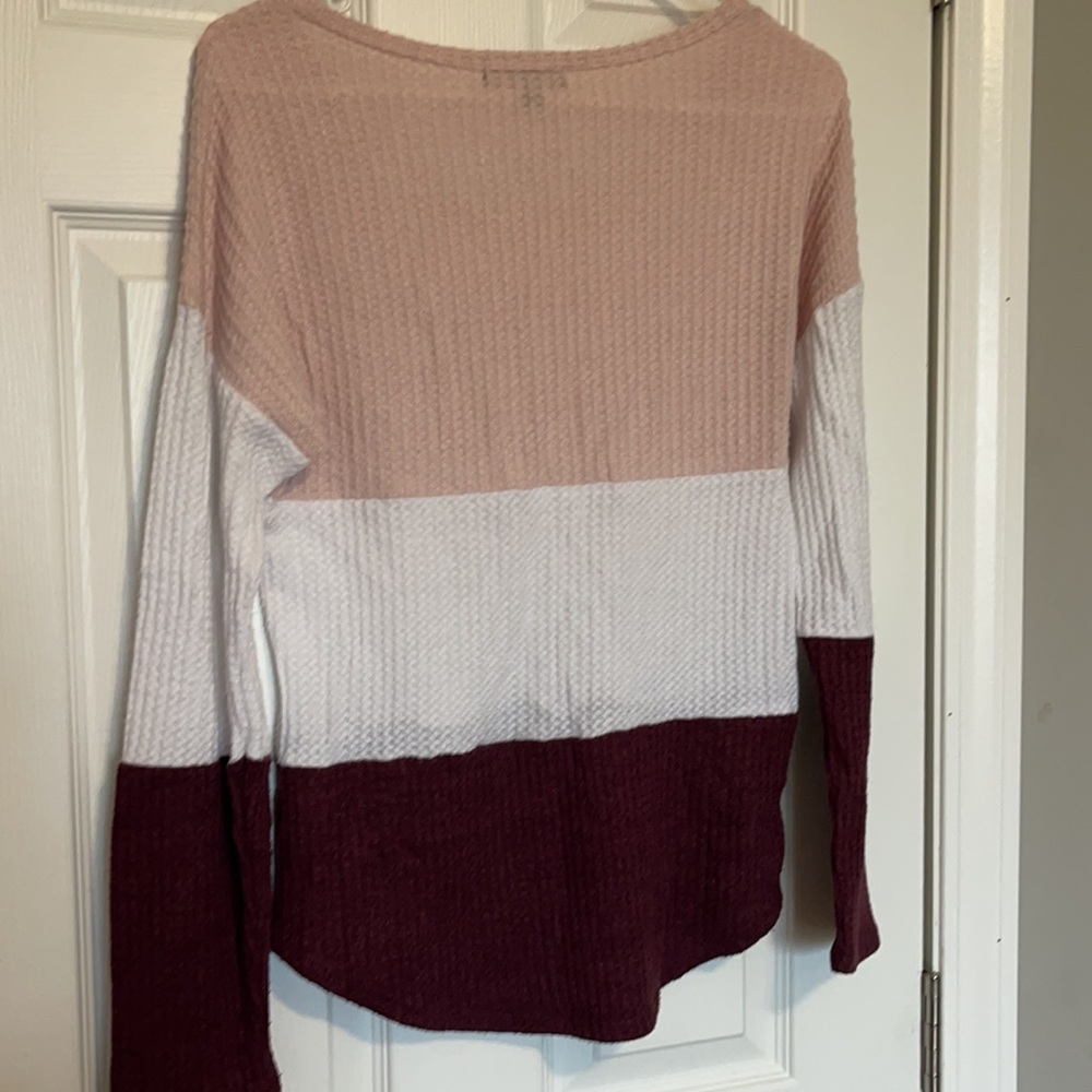 Sweater - Picture 4 of 4